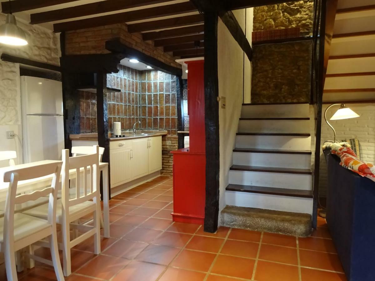 Casa De Aldea La Tienda De Villanueva Colombres Exterior photo